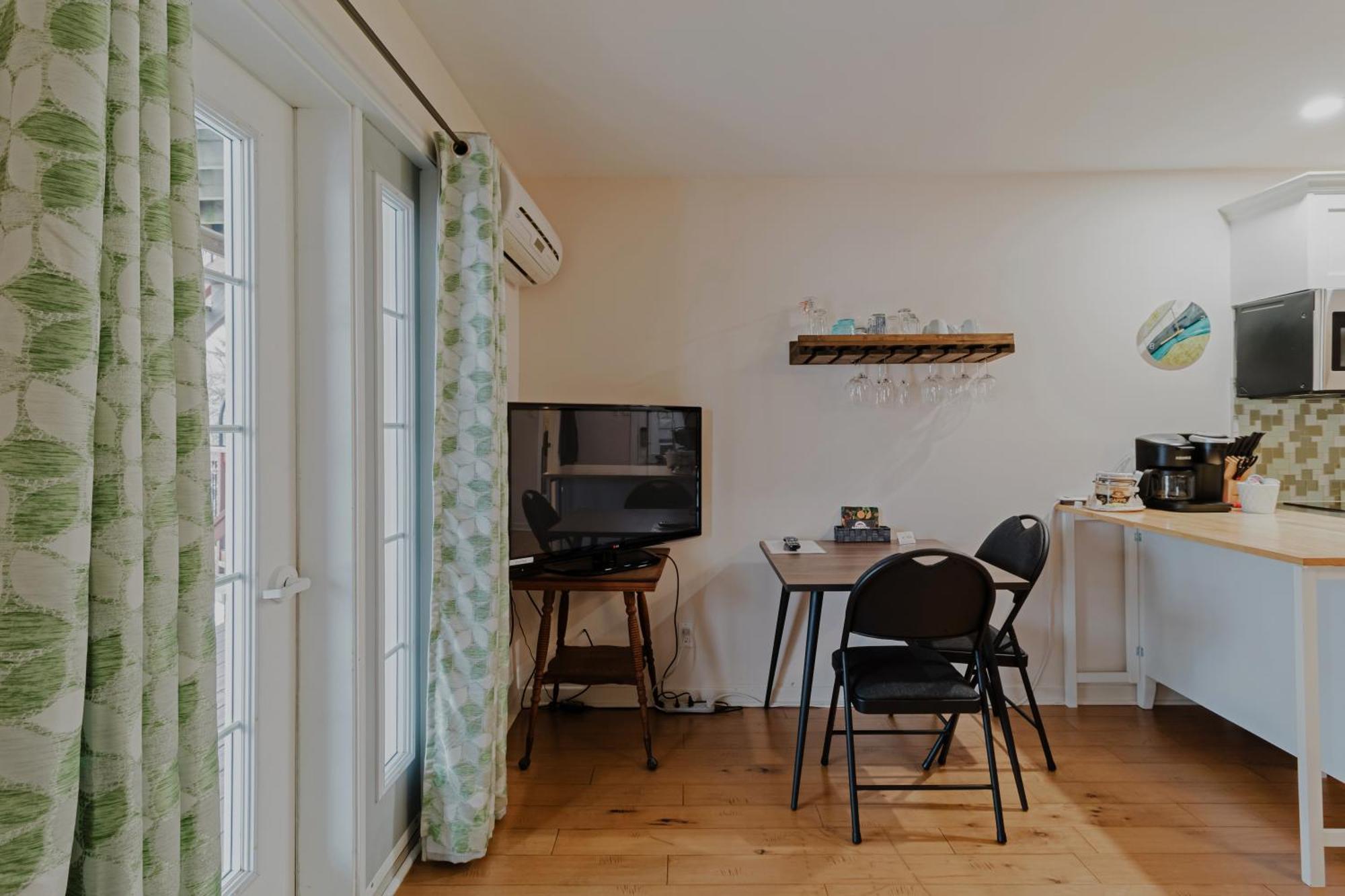 Condo Hotel Magog Orford Экстерьер фото